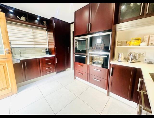 2 BEDROOM TOWNHOUSE FOR SALE IN MEYERSDAL